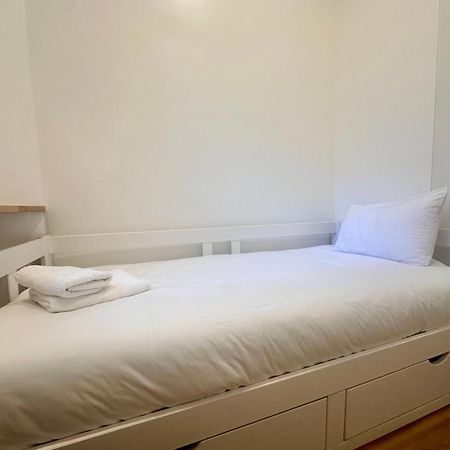 Apartment Metro-Paris Asnières Eksteriør billede